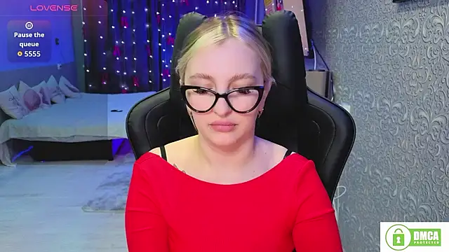 Snapshot of Eva_Vibe_ chatting on January 14, 2026, 5:27 pm Eva Vibe online show from January 14, 2026, 5:27 pm