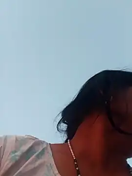 CUTE Ishpa online show from April 22, 2026, 12:28 am