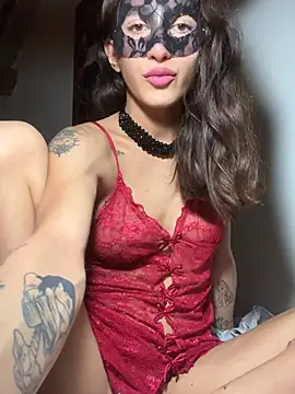 Missj  online show from August 5, 2026, 9:20 pm