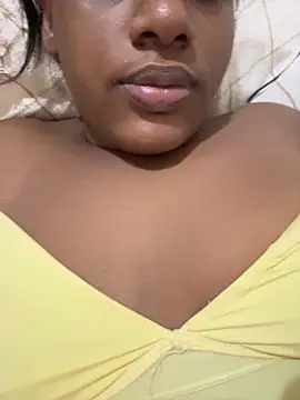 Snapshot of amorasecy chatting on February 20, 2026, 11:23 am amorasecy online show from February 20, 2026, 11:23 am