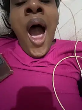 Snapshot of amorasecy chatting on March 3, 2026, 10:33 am amorasecy online show from March 3, 2026, 10:33 am