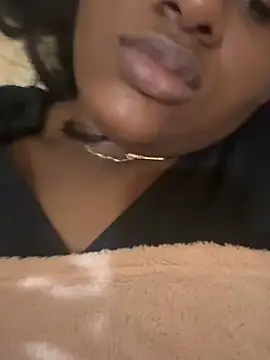 Snapshot of amorasecy chatting on February 14, 2026, 10:37 am amorasecy online show from February 14, 2026, 10:37 am