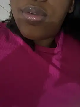 Snapshot of amorasecy chatting on February 16, 2026, 2:10 am amorasecy online show from February 16, 2026, 2:10 am