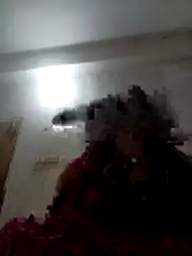 Snapshot of dipikadas141414 chatting on December 22, 2025, 11:10 am dipikadas141414 online show from December 22, 2025, 11:10 am