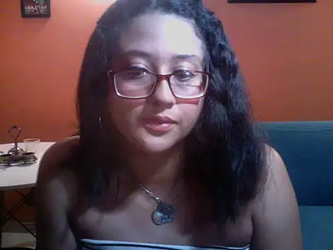 SweetDeya online show from March 5, 2026, 9:22 pm