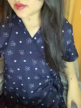 Sofiababy22 online show from April 15, 2026, 3:49 pm