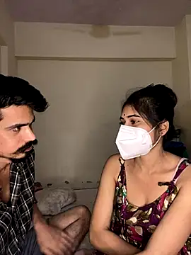 Snapshot of Jennifferrose chatting on January 7, 2026, 1:05 pm Jennifferrose online show from January 7, 2026, 1:05 pm