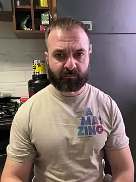 Snapshot of DamonSalvatore2 chatting on January 10, 2026, 11:05 am DamonSalvatore2 online show from January 10, 2026, 11:05 am