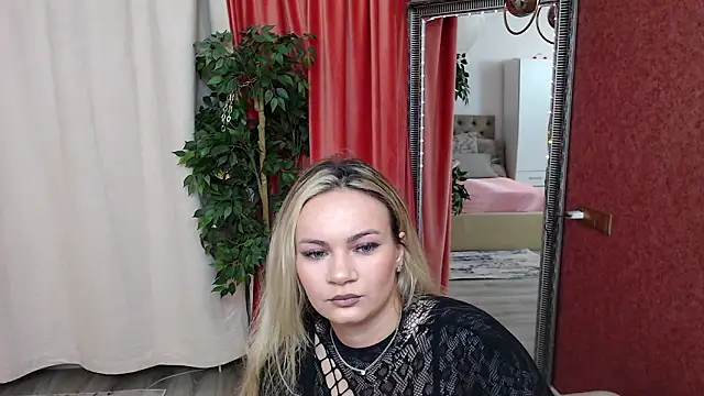 Snapshot of DaliaHaven chatting on February 24, 2026, 9:59 pm DaliaHaven online show from February 24, 2026, 9:59 pm