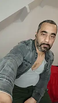 Snapshot of masterskorp chatting on February 26, 2026, 8:20 pm masterskorp online show from February 26, 2026, 8:20 pm