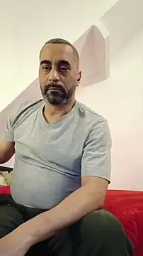 Snapshot of masterskorp chatting on February 17, 2026, 8:39 pm masterskorp online show from February 17, 2026, 8:39 pm