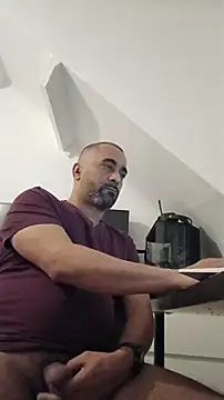 Snapshot of masterskorp chatting on February 13, 2026, 7:58 pm masterskorp online show from February 13, 2026, 7:58 pm