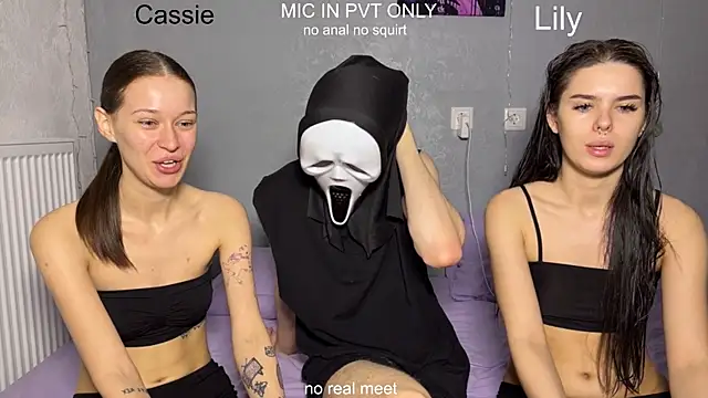 girls secrets online show from April 7, 2026, 10:17 am
