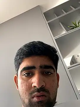 rajj3599 online show from January 6, 2026, 4:05 am