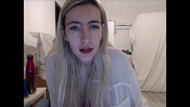 BarbieBlondieGirl online show from February 23, 2026, 6:41 pm