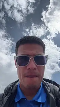 Latin Paisa Boy online show from February 15, 2026, 6:29 pm