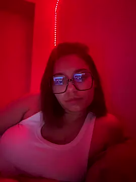 ellaaaaaaa69 online show from December 21, 2025, 11:27 pm