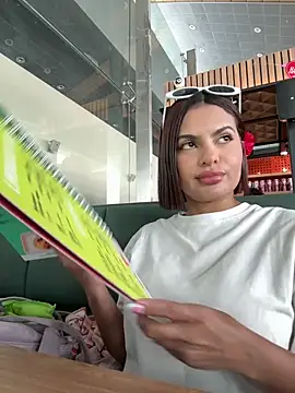 Irina Velvett online show from February 14, 2026, 5:57 pm