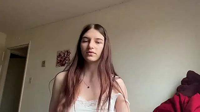 AstridJenkins online show from June 9, 2026, 10:22 pm