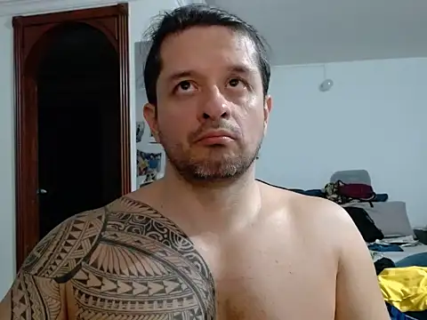 gonzzohunterr online show from June 20, 2026, 5:56 am