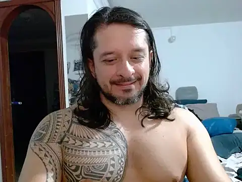 gonzzohunterr online show from June 10, 2026, 2:24 am