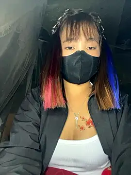 Snapshot of Wendy-2 chatting on January 8, 2026, 4:13 pm Wendy-2 online show from January 8, 2026, 4:13 pm