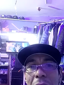 RealEl23 online show from December 23, 2025, 1:05 am