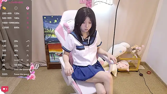cuteqiqi online show from May 22, 2026, 10:35 am