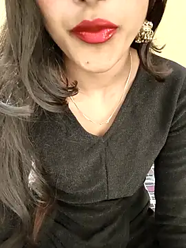 Yours-Zeenat online show from April 14, 2026, 4:17 am