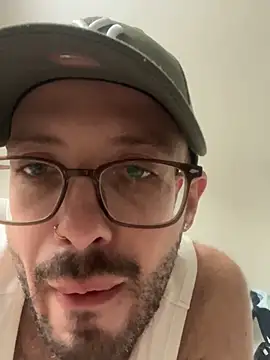 Snapshot of Versatilpollon22 chatting on December 22, 2025, 12:27 pm Versatilpollon22 online show from December 22, 2025, 12:27 pm