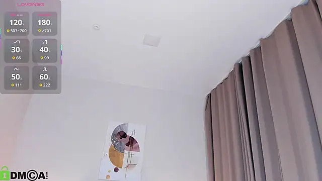 ChloeAlba online show from April 15, 2026, 4:07 am