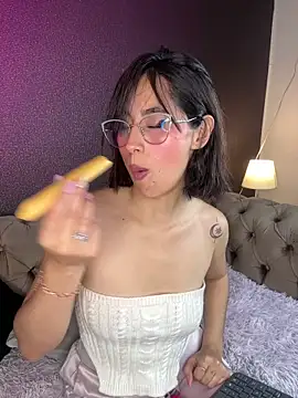 Snapshot of luna_gv chatting on February 20, 2026, 10:39 am luna gv online show from February 20, 2026, 10:39 am