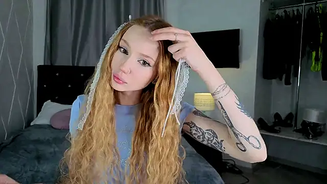 Zoe  Page online show from January 16, 2026, 2:10 pm