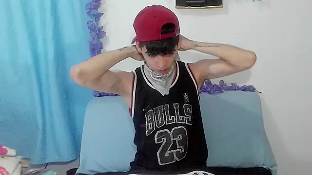 Snapshot of nico22love chatting on February 22, 2026, 3:46 pm nico22love online show from February 22, 2026, 3:46 pm