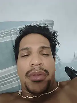 Snapshot of bigdick211292 chatting on July 28, 2026, 3:36 am bigdick211292 online show from July 28, 2026, 3:36 am