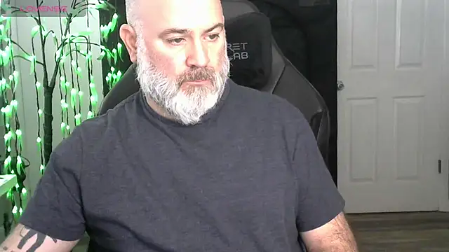 Snapshot of XJJ77x chatting on February 13, 2026, 5:02 pm XJJ77x online show from February 13, 2026, 5:02 pm