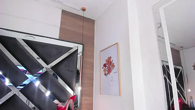 Snapshot of melody__sweet_ chatting on February 10, 2026, 6:29 pm melody sweet online show from February 10, 2026, 6:29 pm