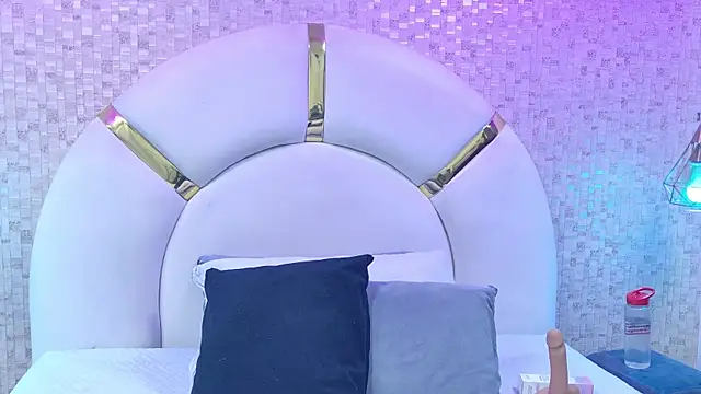 Snapshot of emily_greco chatting on January 10, 2026, 7:09 pm emily greco online show from January 10, 2026, 7:09 pm