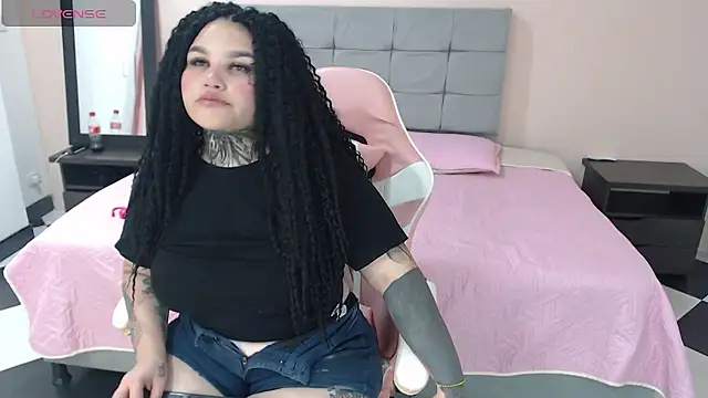 Snapshot of Abby_Hiiltoon chatting on January 14, 2026, 4:38 am Abby Hiiltoon online show from January 14, 2026, 4:38 am