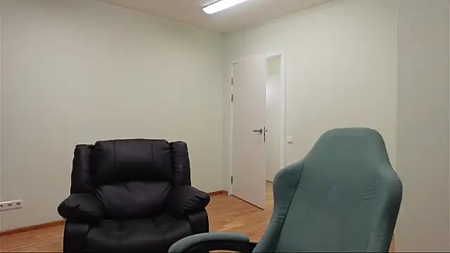 Daniel Shawnn online show from April 8, 2026, 9:38 pm