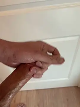 jasons1234 online show from April 13, 2026, 10:14 pm