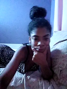 Samarajenyfer online show from March 9, 2026, 2:04 am