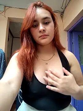 Snapshot of Hanna_89 chatting on January 5, 2026, 7:39 pm Hanna 89 online show from January 5, 2026, 7:39 pm