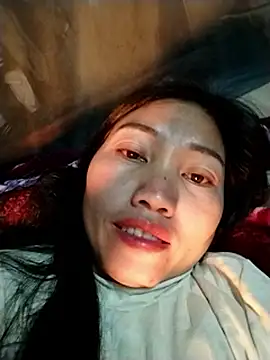 Snapshot of Lovephay8x chatting on February 1, 2026, 1:31 pm Lovephay8x online show from February 1, 2026, 1:31 pm