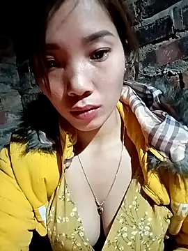 Snapshot of yeutinh00 chatting on January 6, 2026, 7:29 pm yeutinh00 online show from January 6, 2026, 7:29 pm