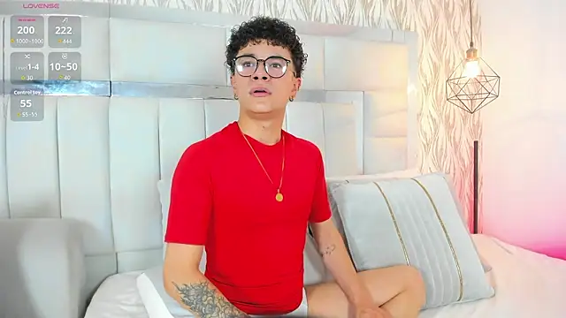 imxxjoel online show from February 17, 2026, 4:43 am