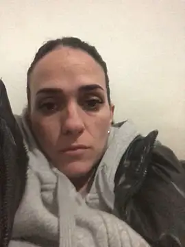 Snapshot of donatella07 chatting on June 17, 2026, 9:57 pm donatella07 online show from June 17, 2026, 9:57 pm