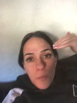 Snapshot of donatella07 chatting on June 30, 2026, 5:57 pm donatella07 online show from June 30, 2026, 5:57 pm