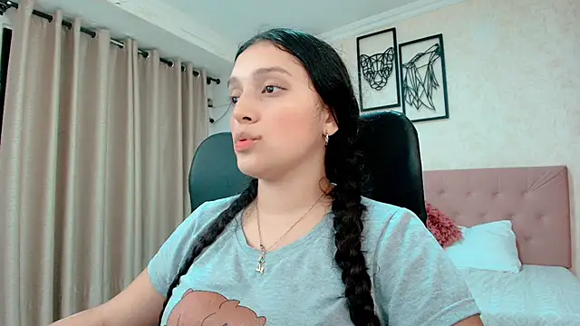 Snapshot of littlemolly_walcott chatting on March 3, 2026, 12:28 am littlemolly walcott online show from March 3, 2026, 12:28 am