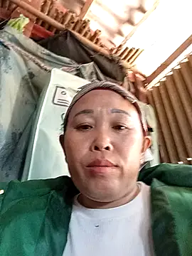 Snapshot of dakota-kis chatting on December 23, 2025, 6:02 am dakota-kis online show from December 23, 2025, 6:02 am